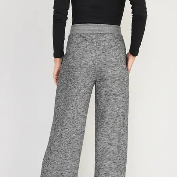 Old Navy High-Waisted Cropped Straight Sweatpants for Women New - Picture 4 of 7